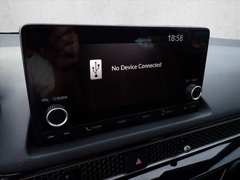 Used 2023 Honda Civic Sport image 18