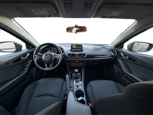 Used 2016 MAZDA MAZDA3 i Sport FWD image 23