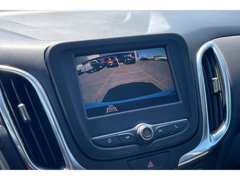 Used 2021 Chevrolet Equinox LT FWD image 27