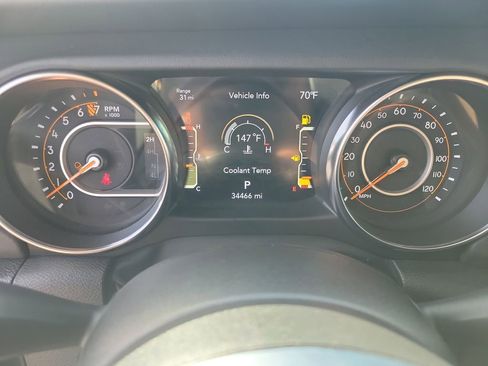 Used 2022 Jeep Gladiator Overland image 25