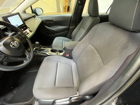 Used 2026 Toyota Corolla LE FWD image 21