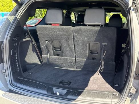 Used 2025 Dodge Durango R/T AWD/4WD image 21