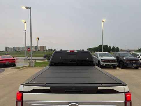 Used 2022 Ford F250 King Ranch w/ King Ranch Ultimate Package AWD/4WD image 5