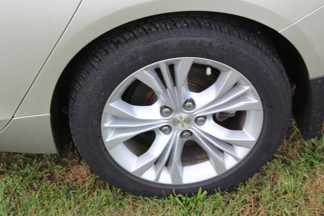 Used 2015 Chevrolet Impala LT w/ Convenience Package FWD image 27