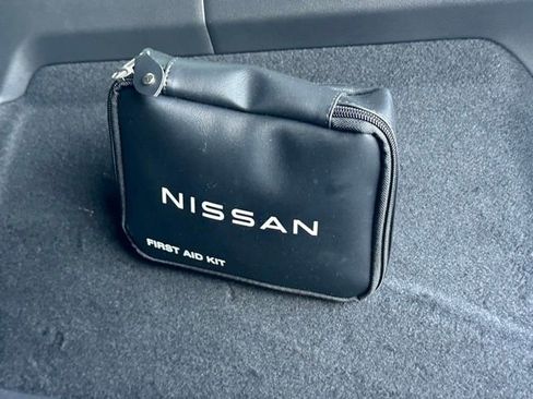 Used 2023 Nissan Rogue SV image 20