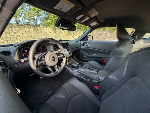 Used 2025 Nissan Z Performance w/ Floor Mat Package RWD image 15