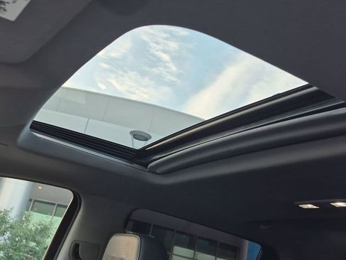 Used 2021 GMC Sierra 1500 Denali w/ Denali Ultimate Package image 22