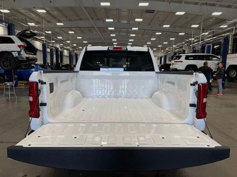 New 2026 RAM 1500 4x4 Crew Cab image 26