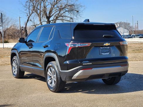 Used 2026 Chevrolet Equinox LT w/ Convenience Package II image 5