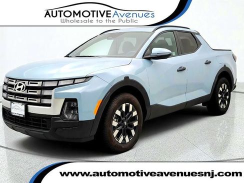 Used 2025 Hyundai Santa Cruz SEL FWD image 1
