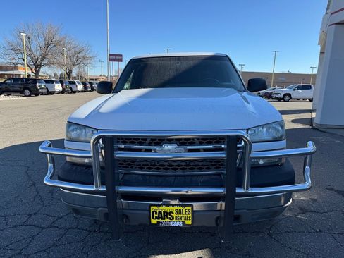 Used 2005 Chevrolet Silverado 2500 LS w/ Skid Plate Package AWD/4WD image 3