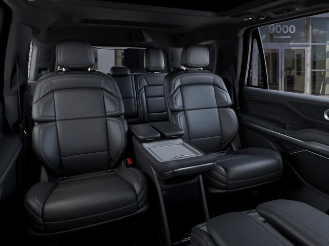 New 2027 Lincoln Navigator Reserve w/ Jet Appearance Package AWD/4WD image 11
