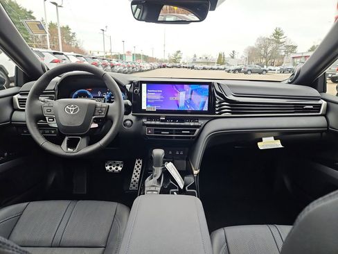 New 2026 Toyota Camry Hybrid image 7