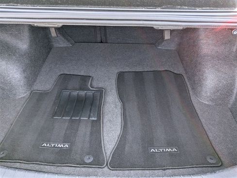 Used 2024 Nissan Altima 2.5 SV image 27