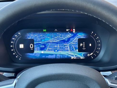 Certified 2025 Volvo V60 B5 Cross Country Plus AWD/4WD image 28