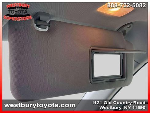 Used 2022 Toyota Highlander XLE image 33