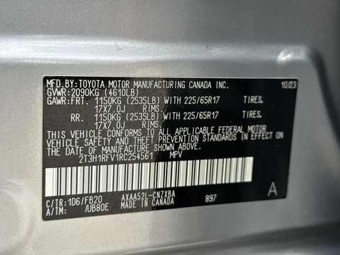 Used 2024 Toyota RAV4 LE FWD image 33