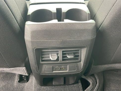 Used 2025 GMC Canyon Elevation w/ Convenience Package image 16