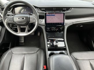 Used 2023 Jeep Grand Cherokee L Limited w/ Trailer Tow Group (B) video 2