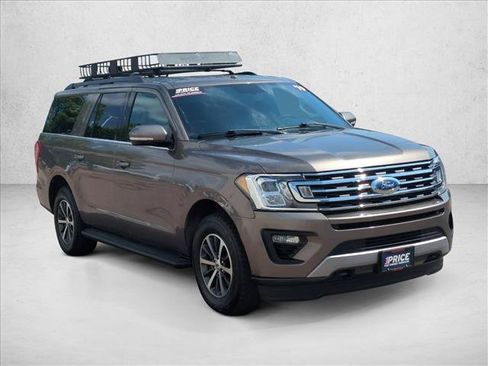 Used 2019 Ford Expedition Max XLT w/ Equipment Group 201A AWD/4WD image 3