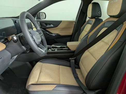 New 2026 Chevrolet Equinox ACTIV w/ Convenience Package III AWD/4WD image 16