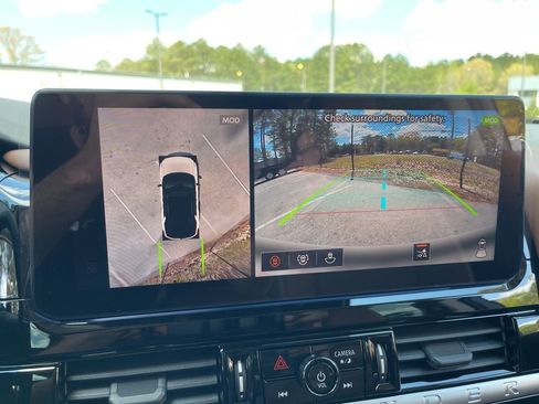 New 2026 Nissan Pathfinder Platinum w/ Cargo Package image 9