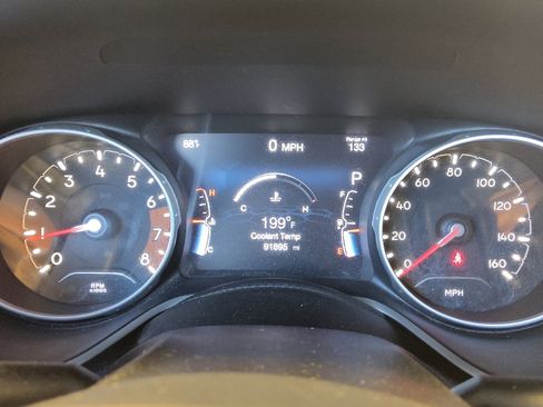 Used 2018 Jeep Compass Latitude w/ Popular Equipment Group AWD/4WD image 23