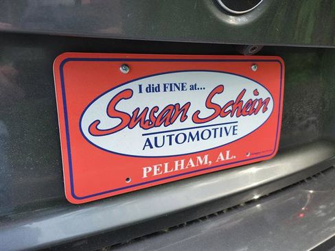 Used 2016 BMW M4 Convertible image 27