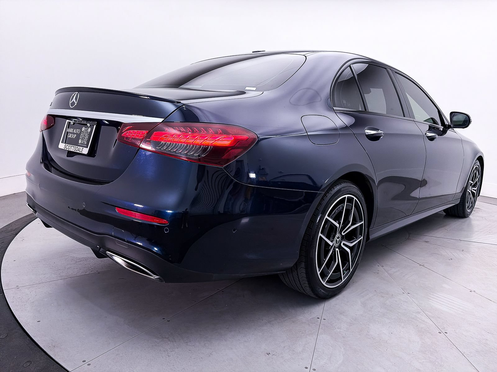 Used 2022 Mercedes-Benz E 350 Sedan image 17