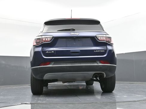 Used 2019 Jeep Compass Limited image 27