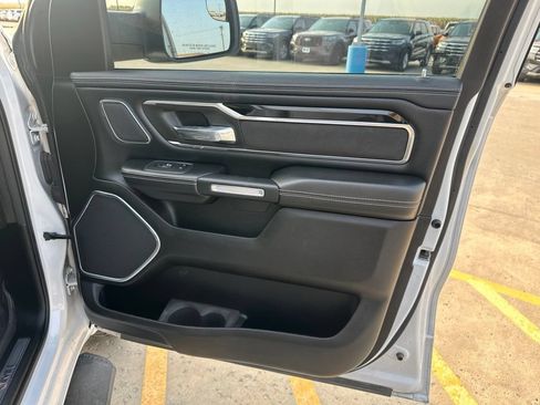 Used 2020 RAM 1500 Laramie AWD/4WD image 30