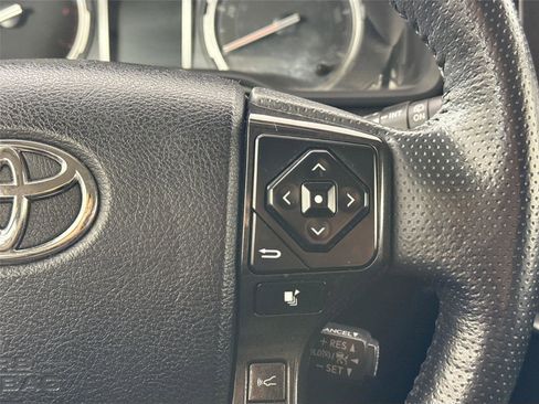 Certified 2024 Toyota 4Runner TRD Off-Road Premium AWD/4WD image 20
