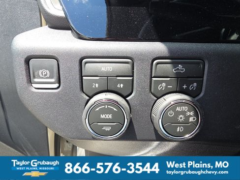 New 2026 Chevrolet Silverado 1500 RST w/ RST Select Package AWD/4WD image 21