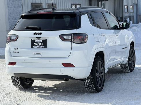 Used 2025 Jeep Compass Limited w/ High Altitude Package AWD/4WD image 40