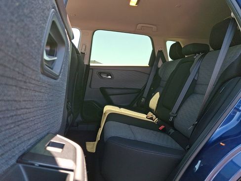 Certified 2023 Nissan Rogue SV AWD/4WD image 11
