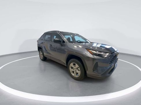 Used 2025 Toyota RAV4 LE image 2