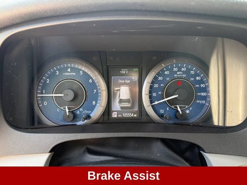 Used 2020 Toyota Sienna XLE Premium AWD/4WD image 16