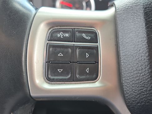 Used 2017 RAM 1500 Laramie AWD/4WD image 27