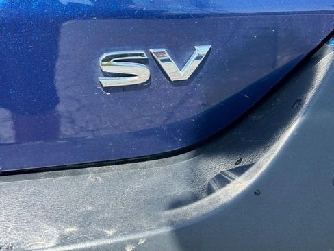 Used 2018 Nissan Kicks SV image 6