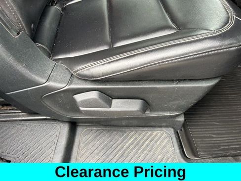 Used 2021 Ford Explorer XLT image 48