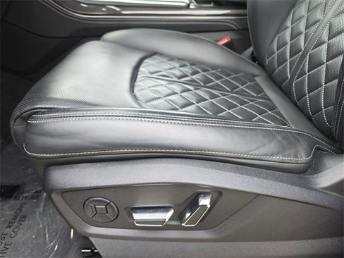 Used 2022 Audi SQ8 Prestige image 26