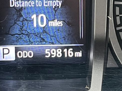 Certified 2022 Toyota Tacoma SR5 image 8