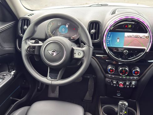 Used 2024 MINI Cooper Countryman S FWD image 32