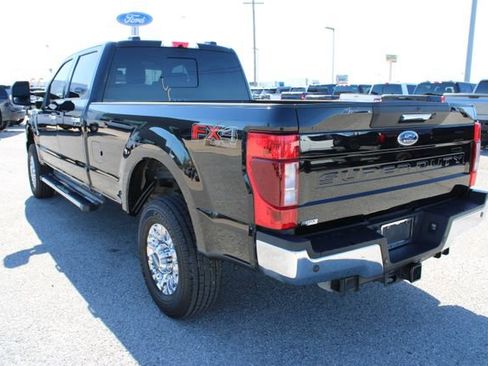 Used 2022 Ford F350 Lariat w/ Chrome Package image 8