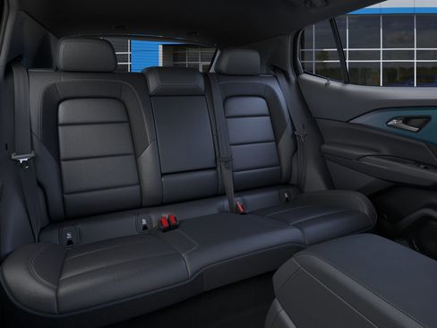 New 2026 Chevrolet Equinox EV LT image 42