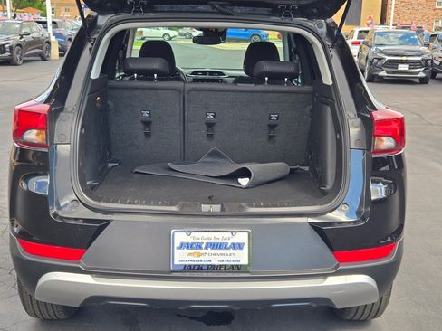 Used 2023 Chevrolet TrailBlazer LT w/ Convenience Package FWD image 13
