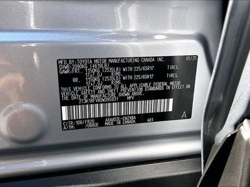 Used 2025 Toyota RAV4 LE FWD image 19