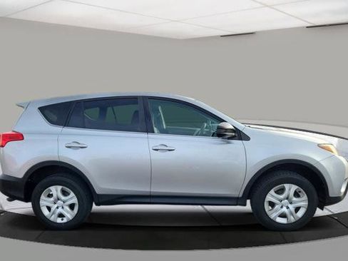 Used 2014 Toyota RAV4 LE image 6