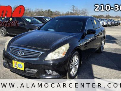 Used 2013 INFINITI G37 x w/ Premium Pkg
