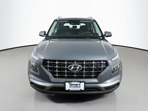 New 2026 Hyundai Venue SEL FWD image 2